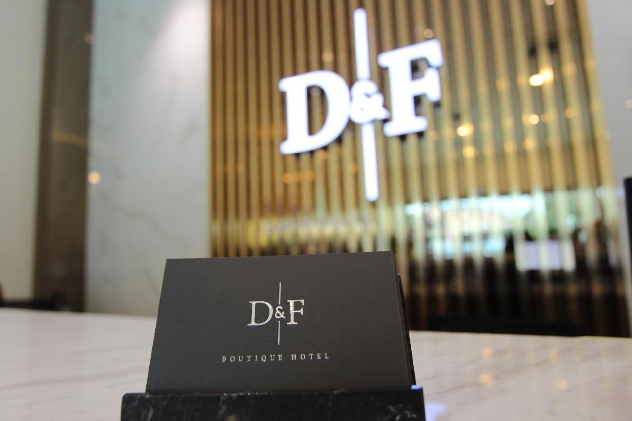 D&F ブティック ホテル スレンバン 2 エクステリア 写真